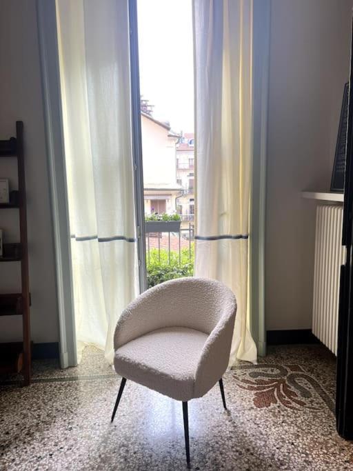 Lavi' Suite Elegante Centrale Luminoso Turin Extérieur photo